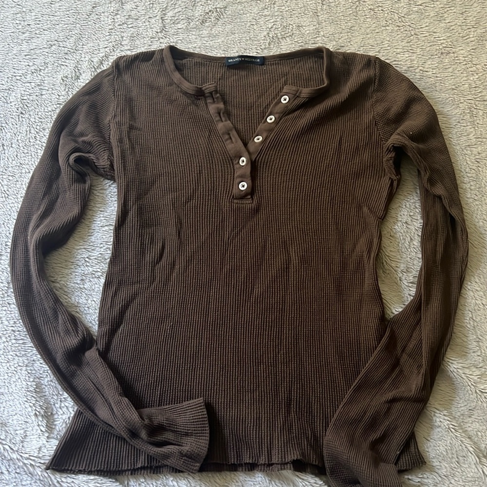 brandy melville thermal brown top🤎